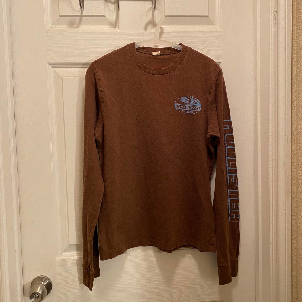 Vintage Hollister Brown Long sleeve t-shirt with blue surfer image - Unisex S